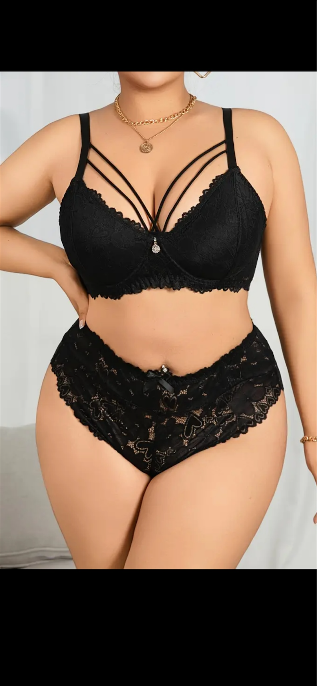 Juodas nėriniuotas „Heart Lace“ komplektas – 3XL dydis
