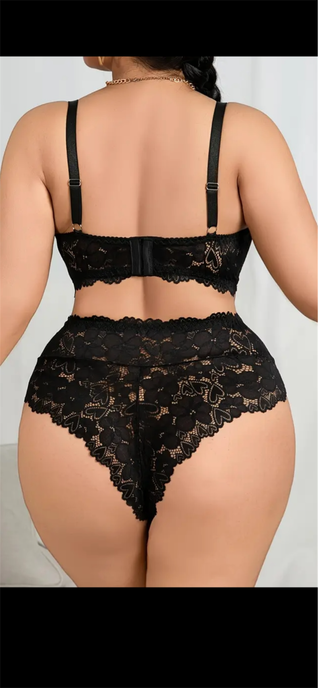 Juodas nėriniuotas „Heart Lace“ komplektas – 3XL dydis