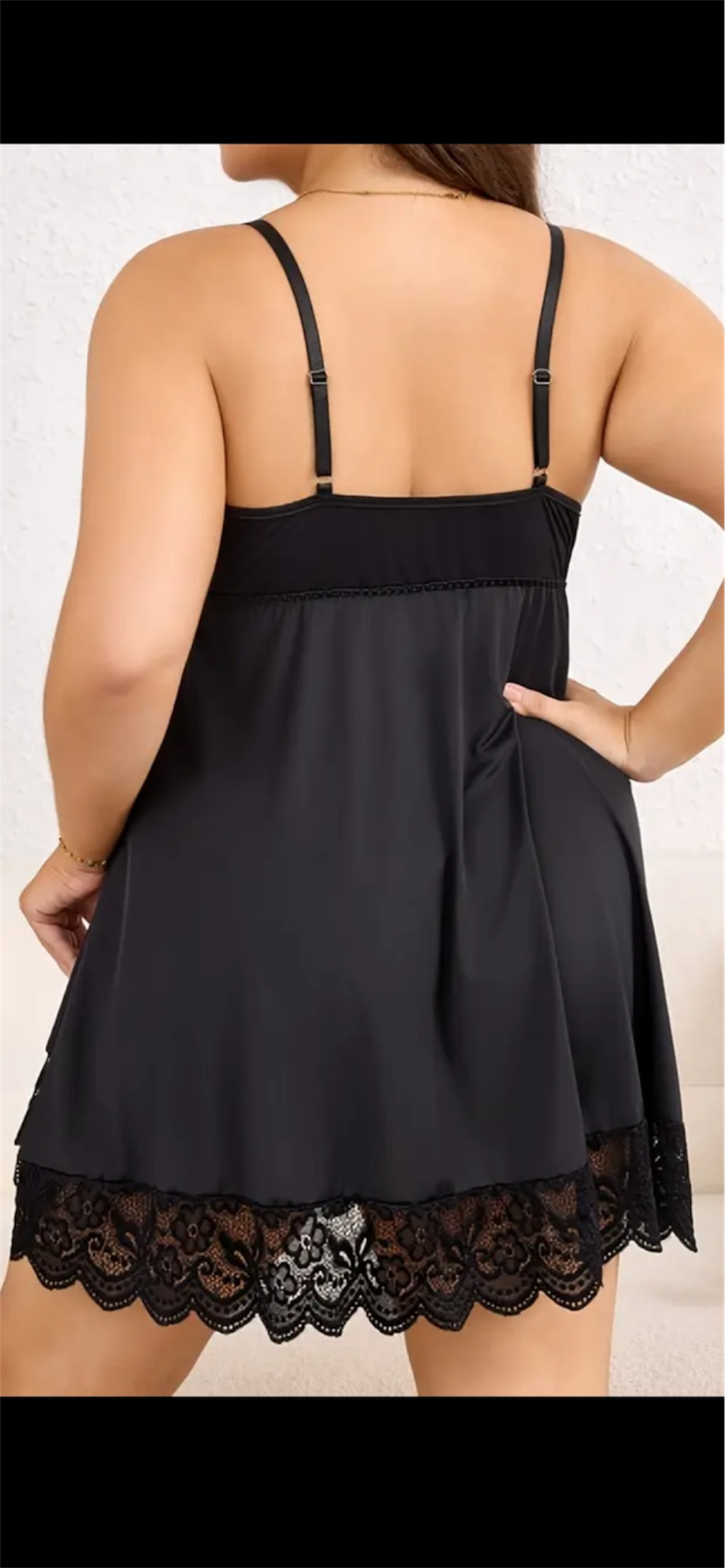 🖤 Juodas naktinukas su nėriniais „Elegance Plus“ – 4XL